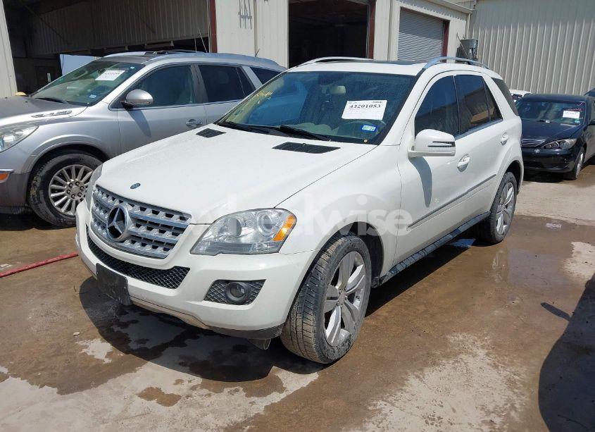 Photo 2 of 2011 Mercedes-benz Ml 350 (VIN 4JGBB5GB4BA639708)