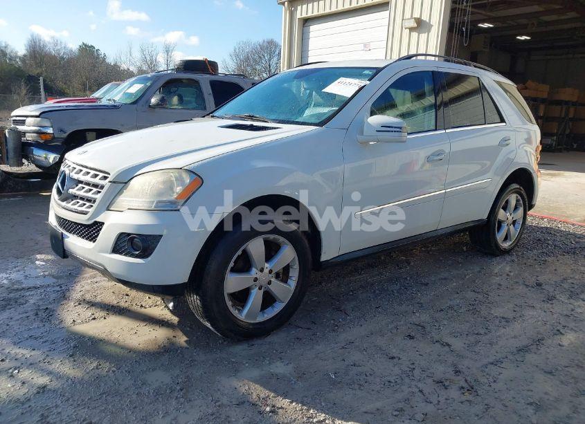 Photo 2 of 2011 Mercedes-benz Ml 350 (VIN 4JGBB5GB7BA666787)