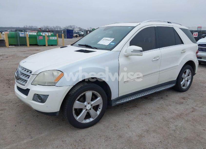 Photo 2 of 2011 Mercedes-benz Ml 350 (VIN 4JGBB5GB7BA679359)