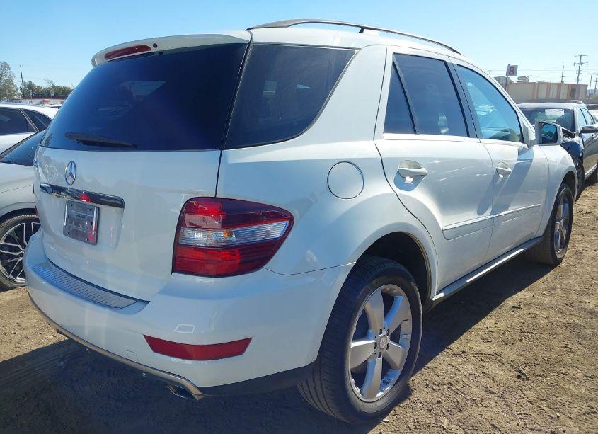 Photo 4 of 2011 Mercedes-benz Ml 350 (VIN 4JGBB5GB7BA710528)