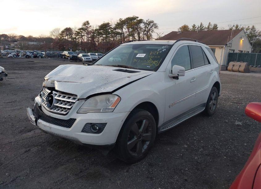 Photo 2 of 2011 Mercedes-benz Ml 350 (VIN 4JGBB5GB8BA671108)