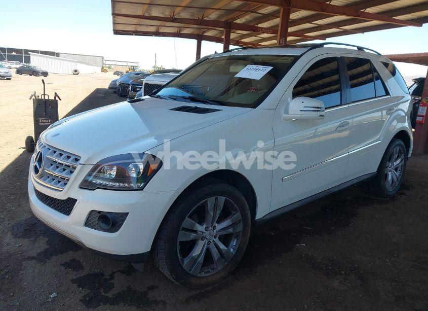 Photo 2 of 2011 Mercedes-benz Ml 350 (VIN 4JGBB5GB8BA690192)