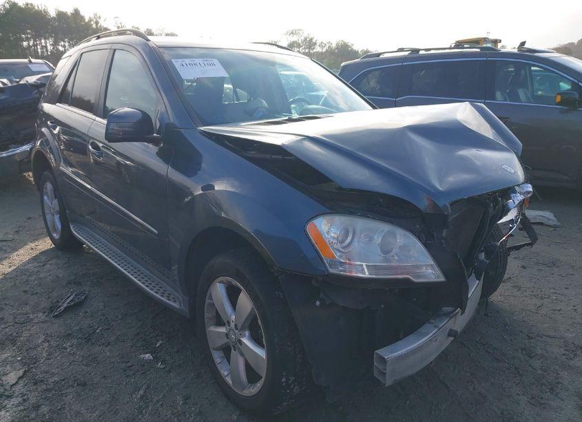 2011 Mercedes-benz Ml 350 (VIN 4JGBB5GBXBA676987) main photo