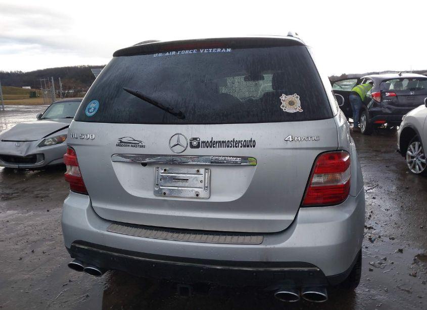 Photo 16 of 2006 Mercedes-benz Ml 500 4MATIC (VIN 4JGBB75E06A024250)