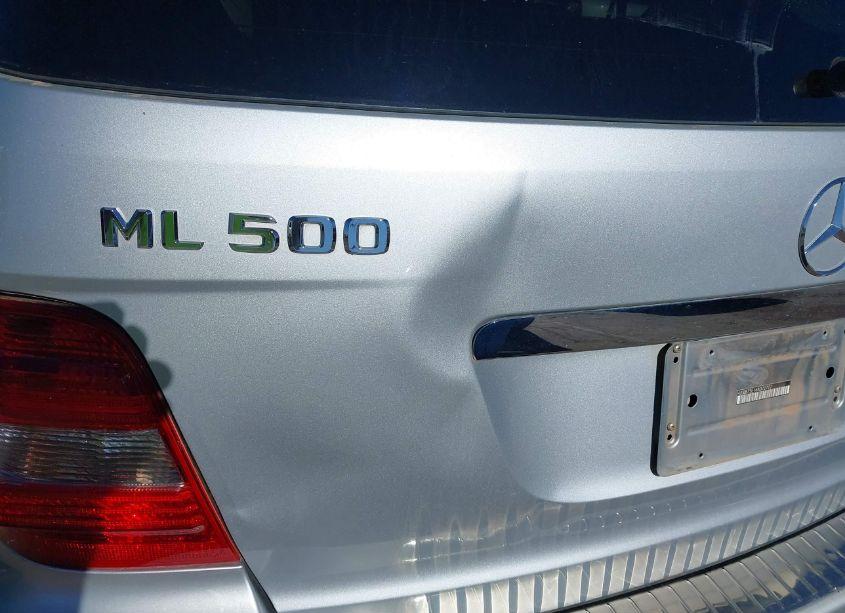 Photo 13 of 2006 Mercedes-benz Ml 500 4MATIC (VIN 4JGBB75E16A072727)
