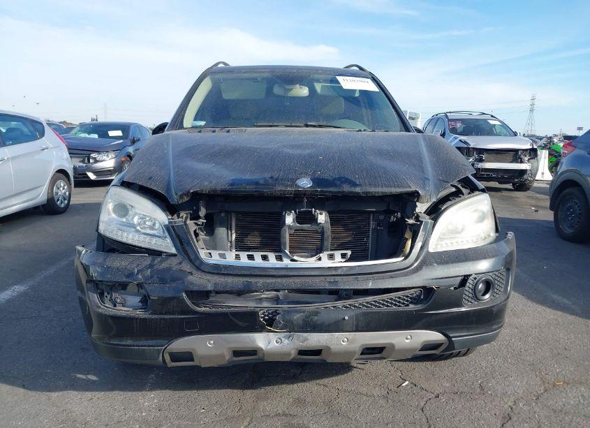 Photo 6 of 2006 Mercedes-benz Ml 500 4MATIC (VIN 4JGBB75E36A016031)