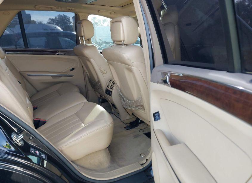 Photo 8 of 2006 Mercedes-benz Ml 500 4MATIC (VIN 4JGBB75E36A016031)