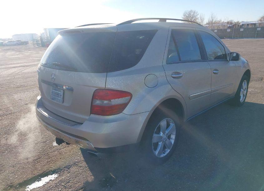 Photo 4 of 2006 Mercedes-benz Ml 500 4MATIC (VIN 4JGBB75E46A055999)