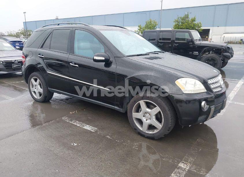 2006 Mercedes-benz Ml 500 4MATIC (VIN 4JGBB75E66A008750) main photo