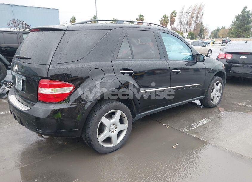Photo 4 of 2006 Mercedes-benz Ml 500 4MATIC (VIN 4JGBB75E66A008750)