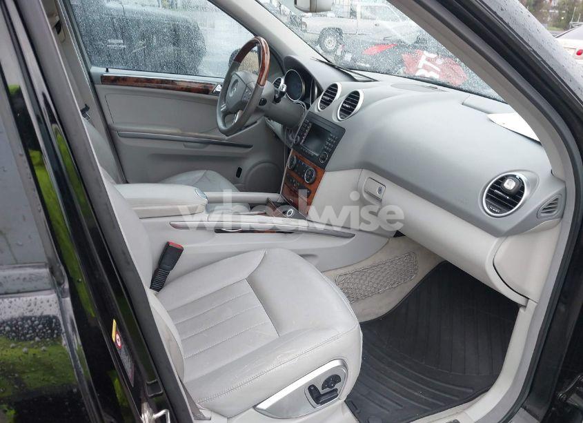 Photo 5 of 2006 Mercedes-benz Ml 500 4MATIC (VIN 4JGBB75E66A008750)