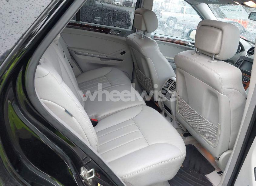 Photo 8 of 2006 Mercedes-benz Ml 500 4MATIC (VIN 4JGBB75E66A008750)