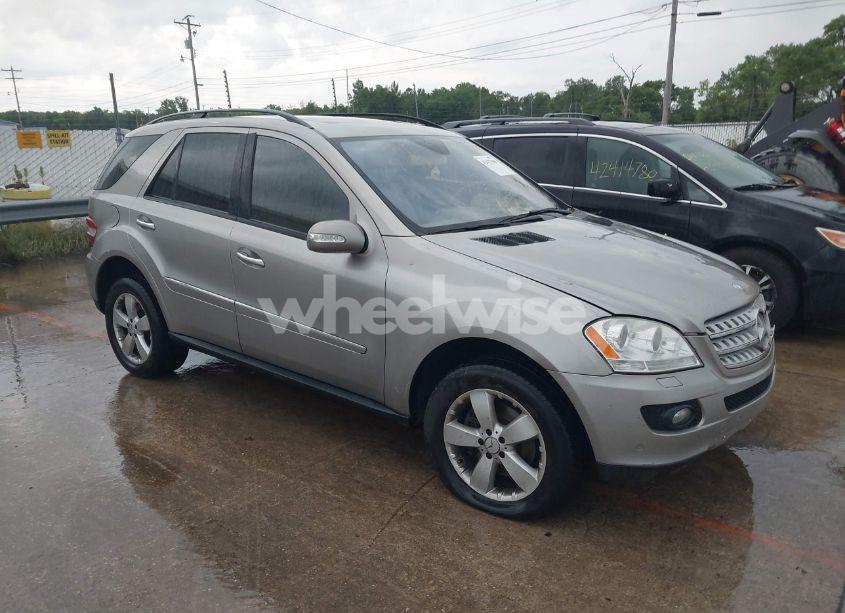 2006 Mercedes-benz Ml 500 4MATIC (VIN 4JGBB75E86A091274) main photo