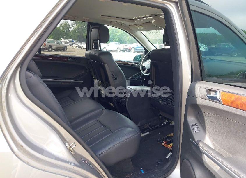 Photo 8 of 2006 Mercedes-benz Ml 500 4MATIC (VIN 4JGBB75EX6A024238)