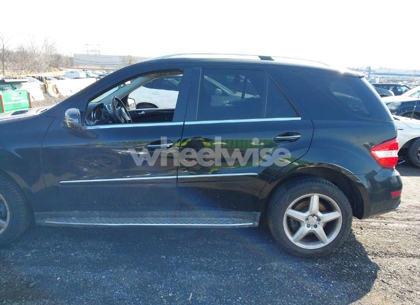 Photo 14 of 2011 Mercedes-benz Ml 550 4MATIC (VIN 4JGBB7CB1BA636105)