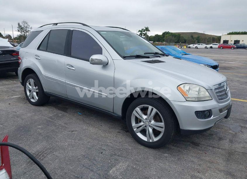 2006 Mercedes-benz Ml 350 4MATIC (VIN 4JGBB86E06A106693) main photo
