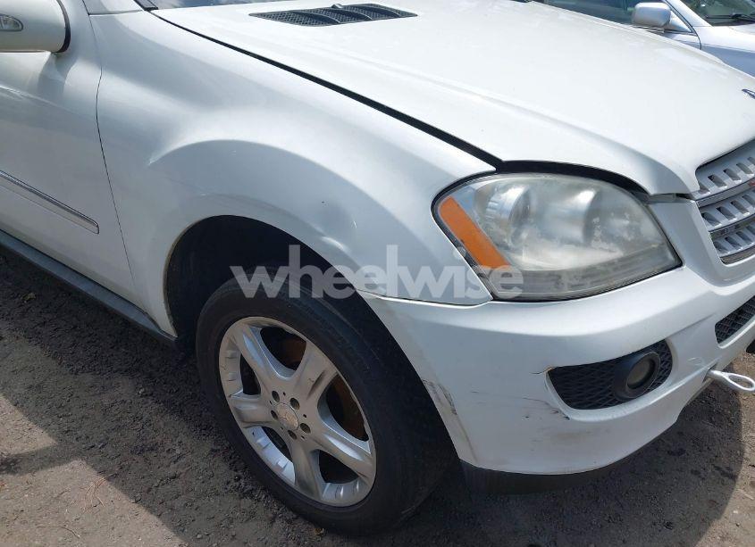 Photo 6 of 2008 Mercedes-benz Ml 350 4MATIC (VIN 4JGBB86E08A322885)