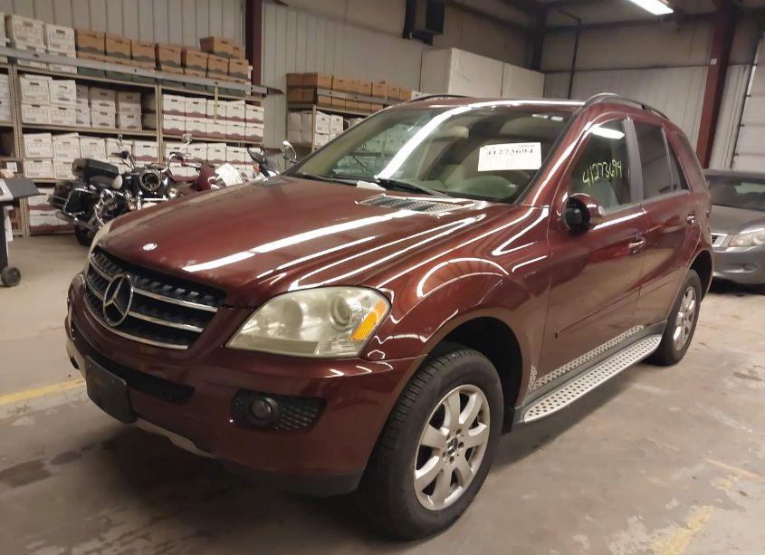Photo 2 of 2006 Mercedes-benz Ml 350 4MATIC (VIN 4JGBB86E16A083182)