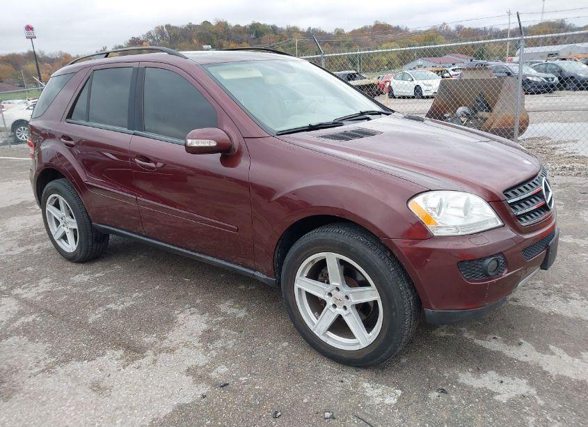 2007 Mercedes-benz Ml 350 4MATIC (VIN 4JGBB86E17A209722) main photo