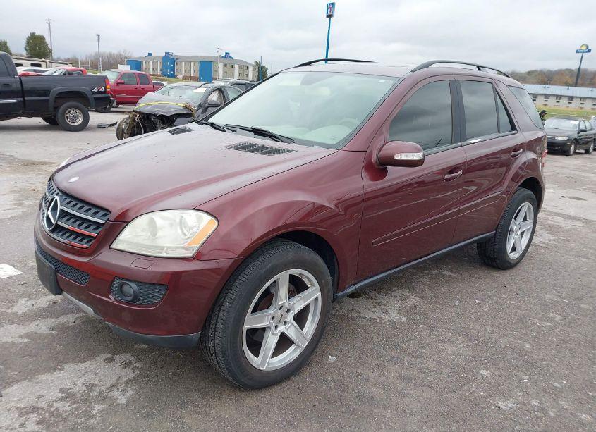Photo 2 of 2007 Mercedes-benz Ml 350 4MATIC (VIN 4JGBB86E17A209722)