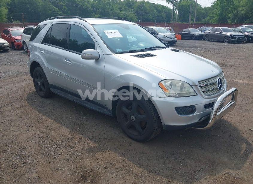2008 Mercedes-benz Ml 350 4MATIC (VIN 4JGBB86E18A328811) main photo