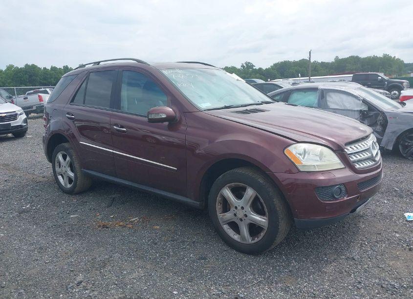 2008 Mercedes-benz Ml 350 4MATIC (VIN 4JGBB86E18A417990) main photo