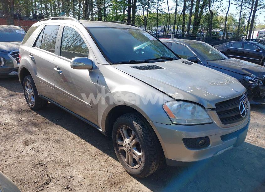 2006 Mercedes-benz Ml 350 4MATIC (VIN 4JGBB86E26A127156) main photo