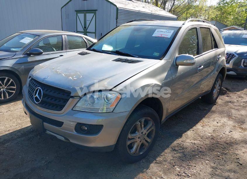 Photo 2 of 2006 Mercedes-benz Ml 350 4MATIC (VIN 4JGBB86E26A127156)