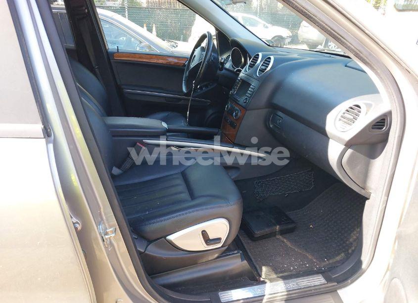 Photo 5 of 2006 Mercedes-benz Ml 350 4MATIC (VIN 4JGBB86E26A127156)