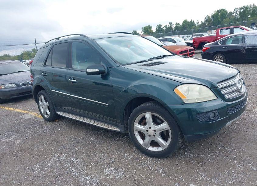 2008 Mercedes-benz Ml 350 4MATIC (VIN 4JGBB86E28A348405) main photo