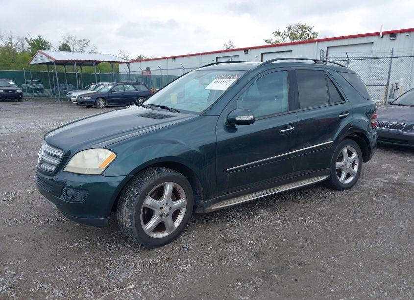 Photo 2 of 2008 Mercedes-benz Ml 350 4MATIC (VIN 4JGBB86E28A348405)