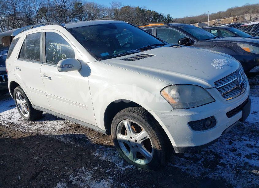2008 Mercedes-benz Ml 350 4MATIC (VIN 4JGBB86E28A373871) main photo