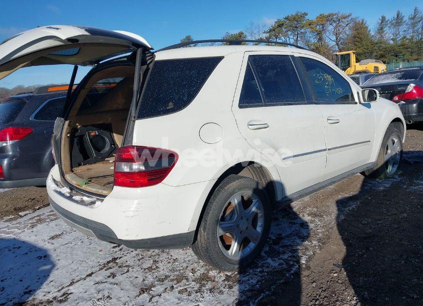 Photo 4 of 2008 Mercedes-benz Ml 350 4MATIC (VIN 4JGBB86E28A373871)