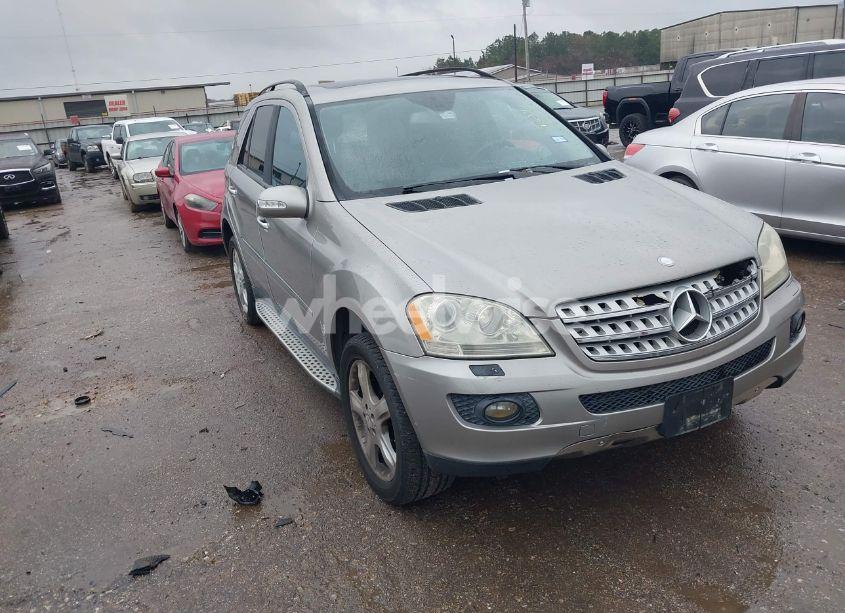 2008 Mercedes-benz Ml 350 4MATIC (VIN 4JGBB86E28A438444) main photo