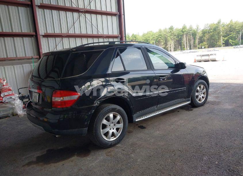 Photo 4 of 2006 Mercedes-benz Ml 350 4MATIC (VIN 4JGBB86E36A078095)