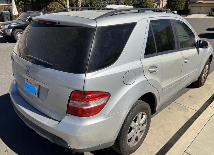 Photo 4 of 2006 Mercedes-benz Ml 350 4MATIC (VIN 4JGBB86E36A098928)