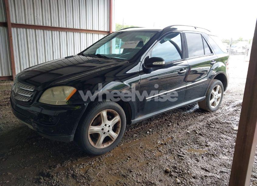 Photo 2 of 2008 Mercedes-benz Ml 350 4MATIC (VIN 4JGBB86E38A349563)