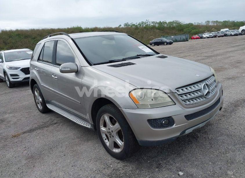 2008 Mercedes-benz Ml 350 4MATIC (VIN 4JGBB86E48A410175) main photo