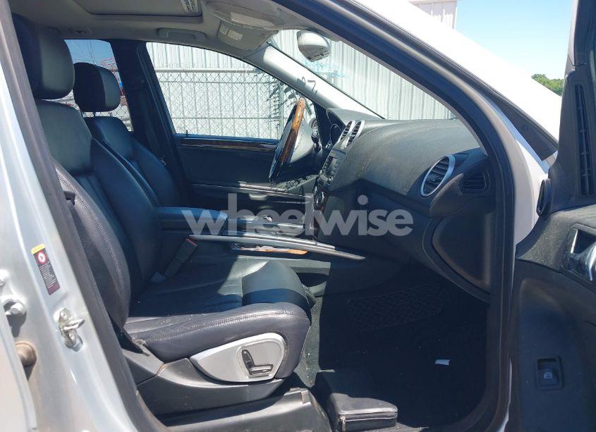 Photo 5 of 2006 Mercedes-benz Ml 350 4MATIC (VIN 4JGBB86E56A029996)