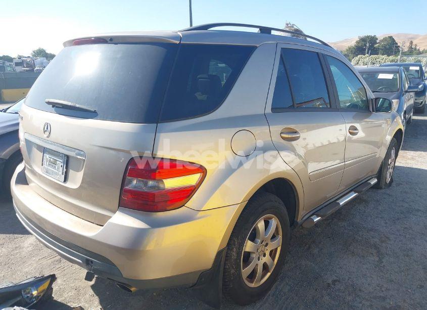 Photo 4 of 2006 Mercedes-benz Ml 350 4MATIC (VIN 4JGBB86E56A046751)