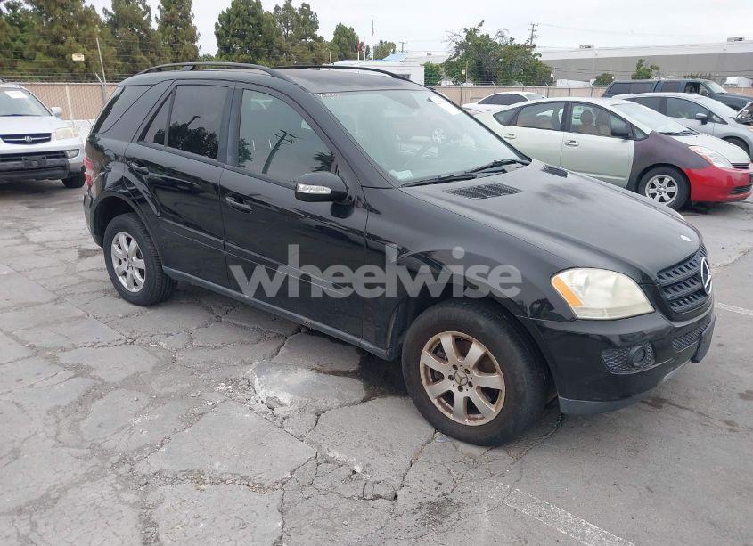 2006 Mercedes-benz Ml 350 4MATIC (VIN 4JGBB86E56A099885) main photo