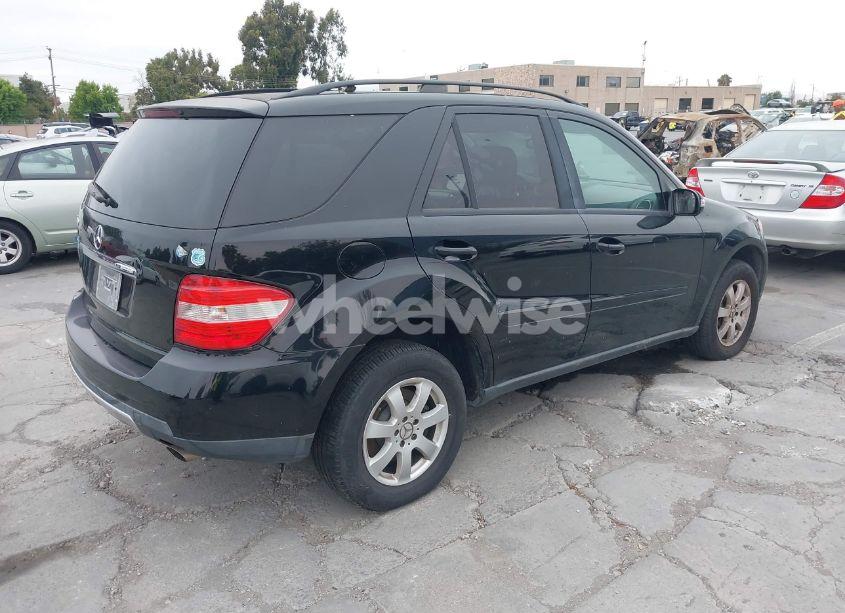 Photo 4 of 2006 Mercedes-benz Ml 350 4MATIC (VIN 4JGBB86E56A099885)