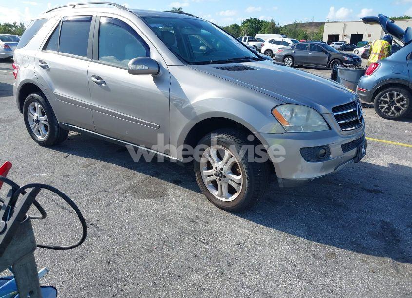 2006 Mercedes-benz Ml 350 4MATIC (VIN 4JGBB86E56A148907) main photo