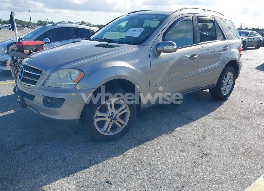 Photo 2 of 2006 Mercedes-benz Ml 350 4MATIC (VIN 4JGBB86E56A148907)