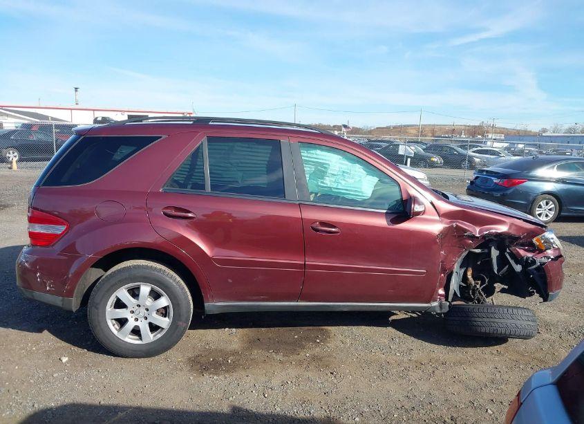 Photo 13 of 2007 Mercedes-benz Ml 350 4MATIC (VIN 4JGBB86E57A202921)