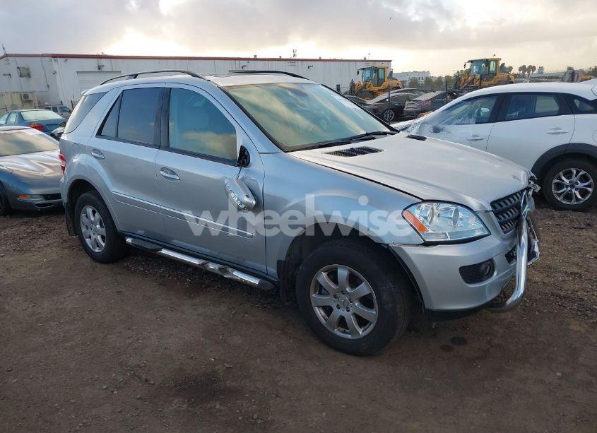 2006 Mercedes-benz Ml 350 4MATIC (VIN 4JGBB86E66A000426) main photo