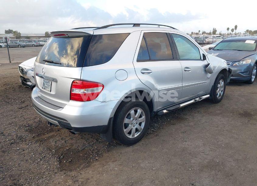 Photo 4 of 2006 Mercedes-benz Ml 350 4MATIC (VIN 4JGBB86E66A000426)