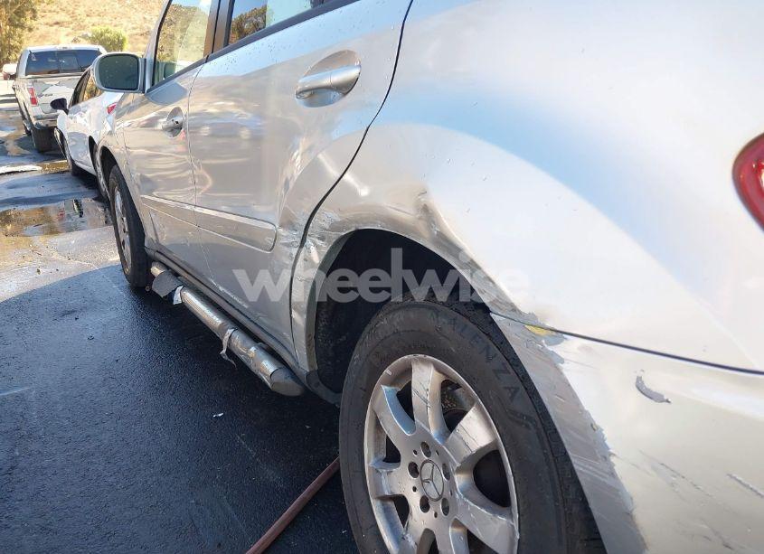 Photo 12 of 2006 Mercedes-benz Ml 350 4MATIC (VIN 4JGBB86E66A122297)