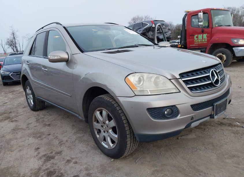 Photo 6 of 2007 Mercedes-benz Ml 350 4MATIC (VIN 4JGBB86E67A227892)