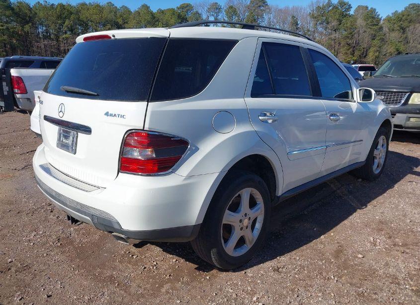 Photo 4 of 2008 Mercedes-benz Ml 350 4MATIC (VIN 4JGBB86E68A355812)